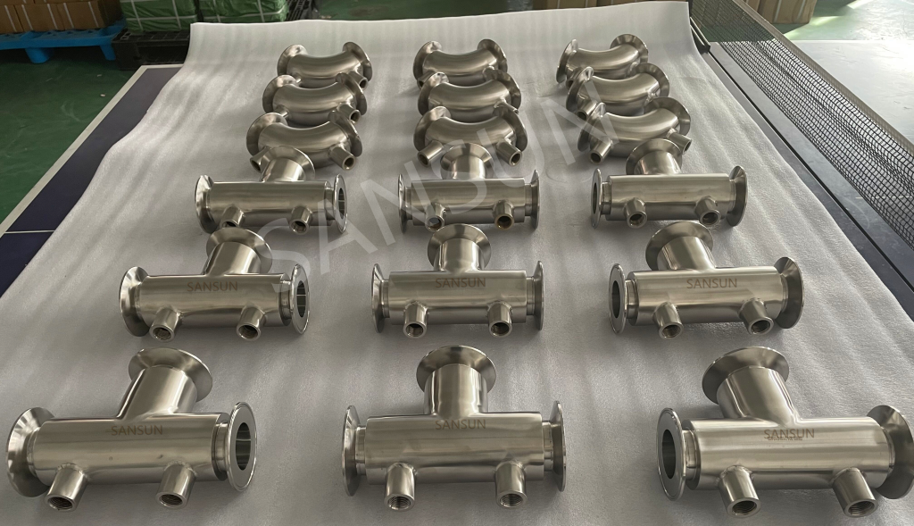 Factory of Sanitary Food Grade Jsanketed 90 Degree Clamped Elbow with Heat Preservation