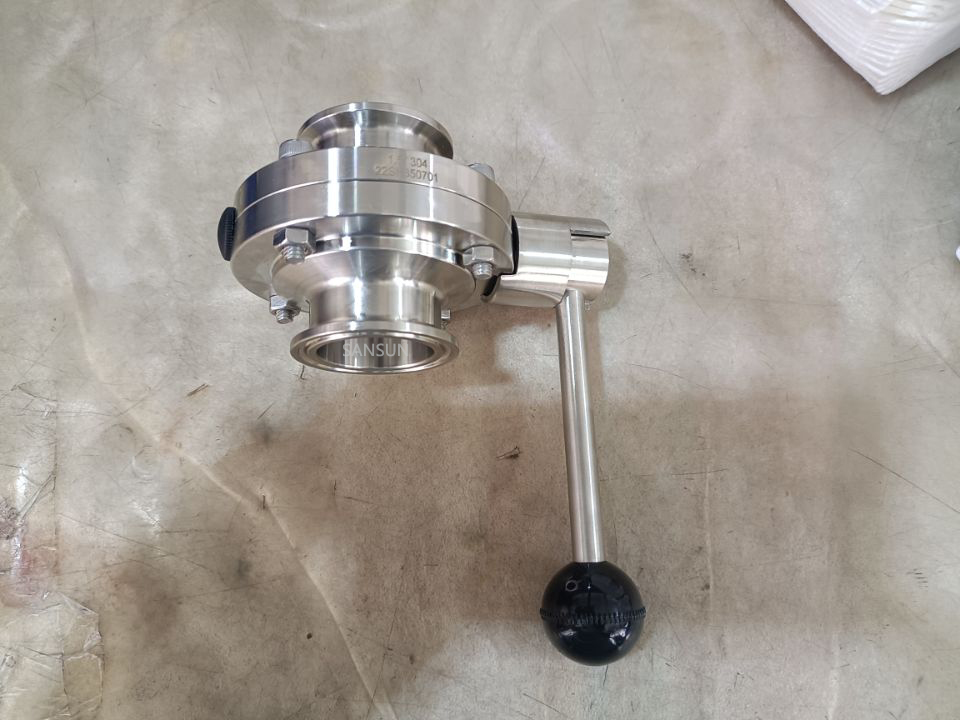 CLAMPED BUTTERFLY VALVE (2)