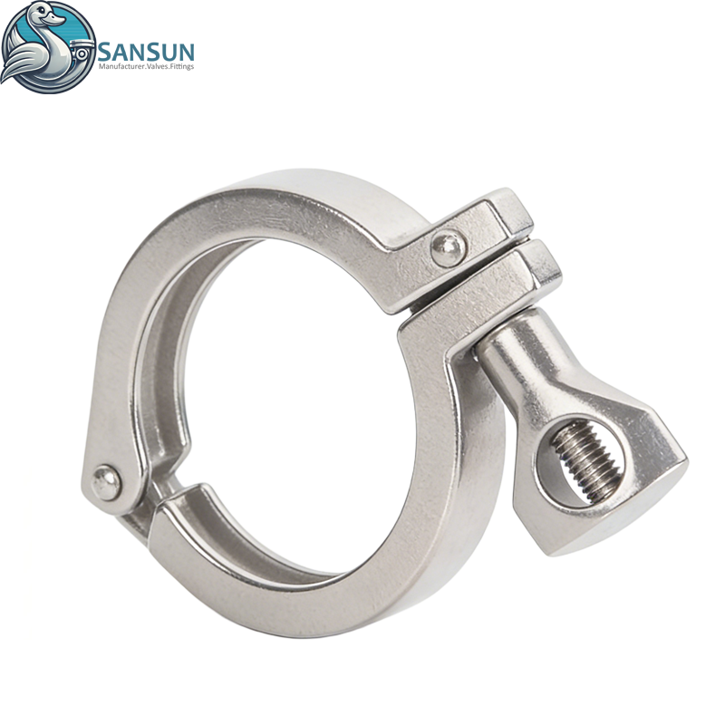 Single Tri-Clamp for Data Center Liquid Cooling Systems