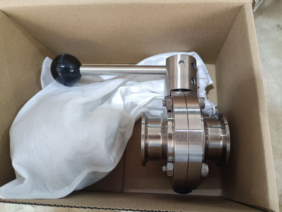 CLAMPED BUTTERFLY VALVE