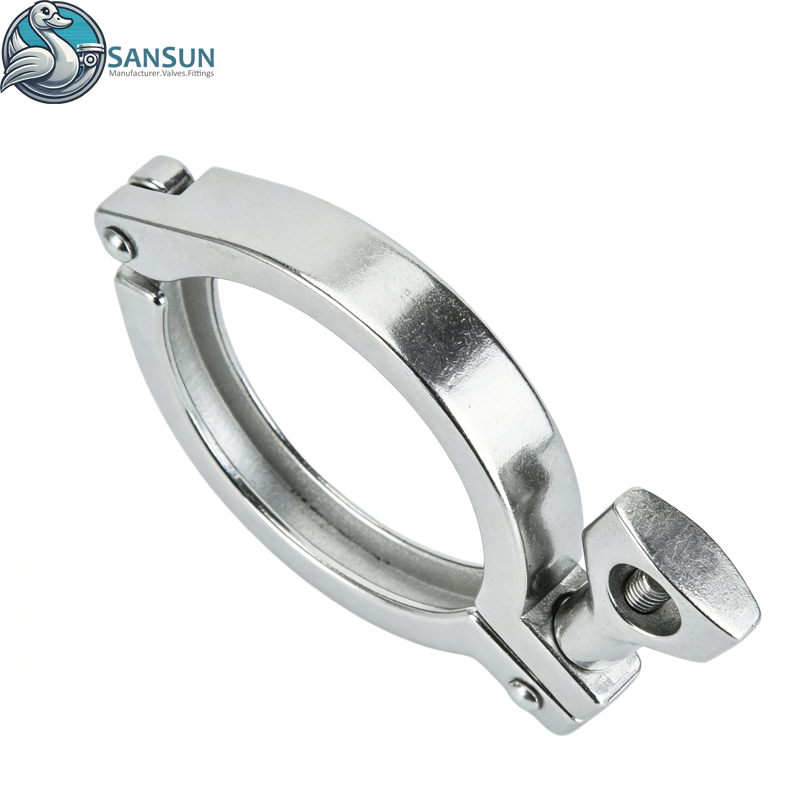 Single Tri-Clamp for Data Center Liquid Cooling Systems