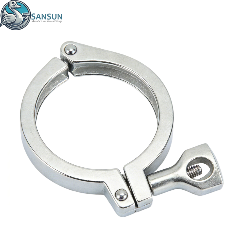 Single Tri-Clamp for Data Center Liquid Cooling Systems
