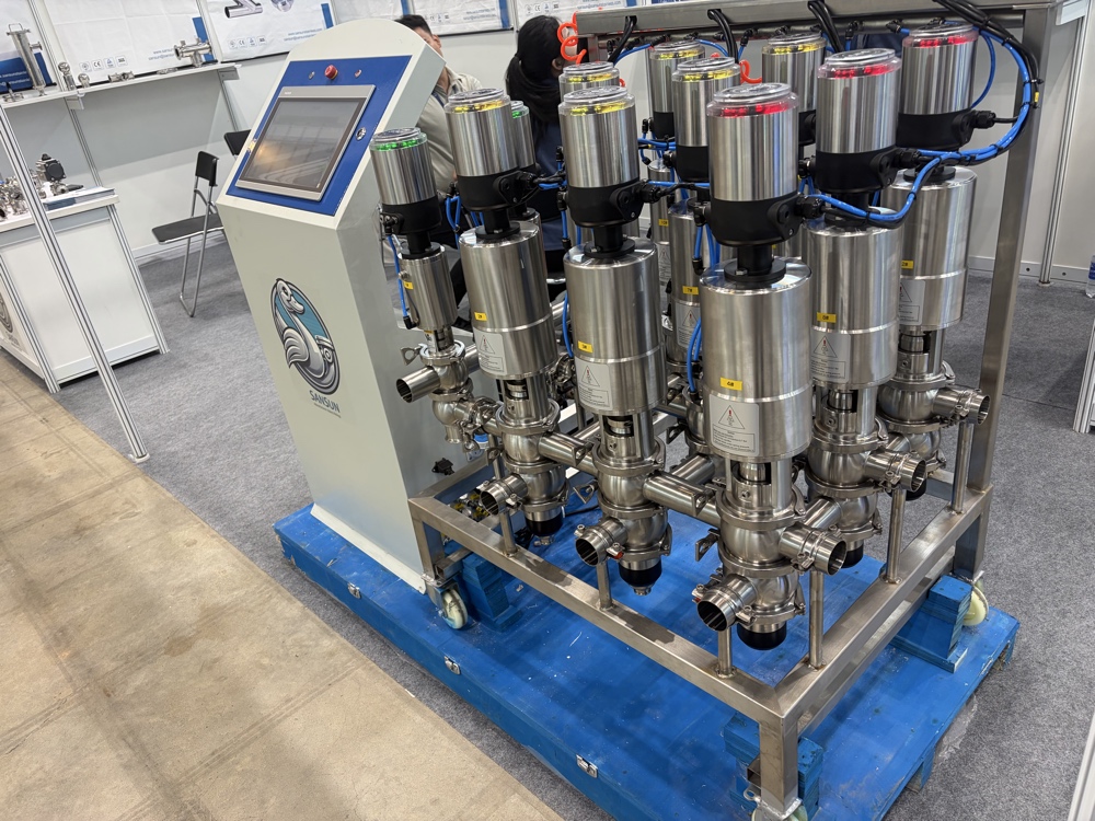 Sanitary stainless steel Mixproof Valve Manifold3.jpg